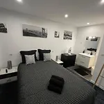 Escale Au Jardin Des Reves Terrasse Parking Privee 8 Personnes 公寓 *