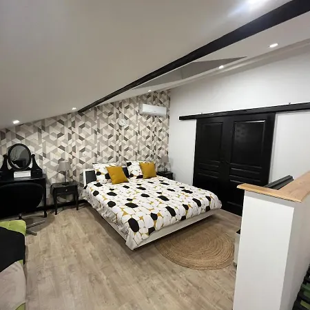 Escale Au Jardin Des Reves Terrasse Parking Privee 8 Personnes Apartment