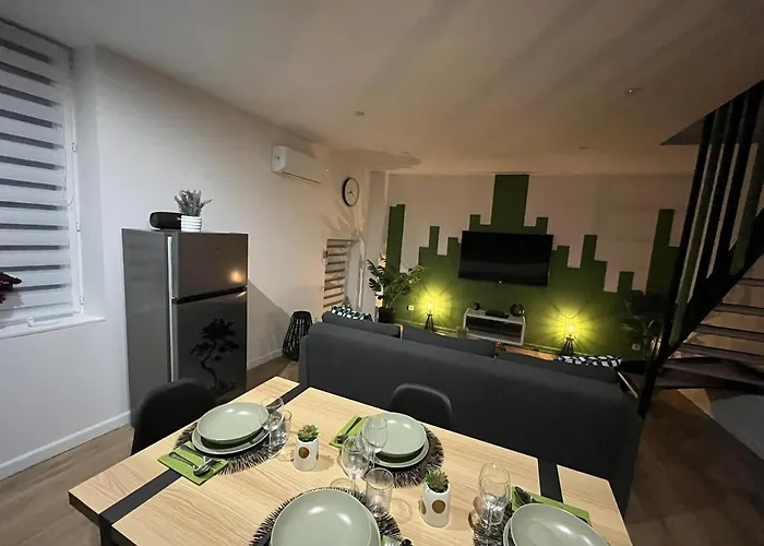 Escale Au Jardin Des Reves Terrasse Parking Privee 8 Personnes * Moulins-les-Metz